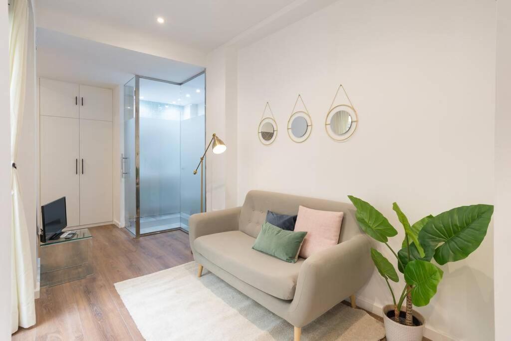 Tgh/ Malaga Center Luxury Style Apartment Bagian luar foto